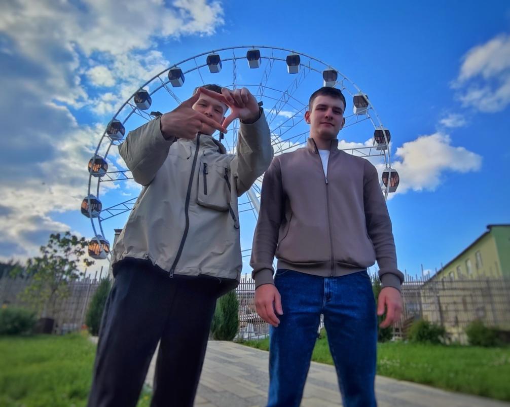 Май