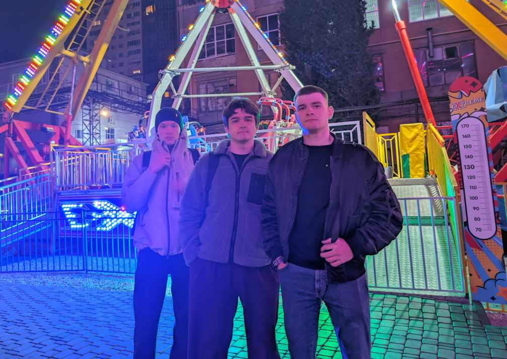 1000002852_1760212724_e2d0824528.jpg